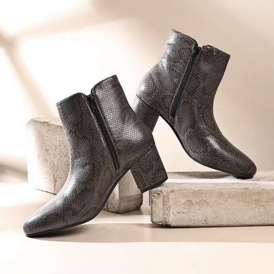 cl-classic-black,classic-black